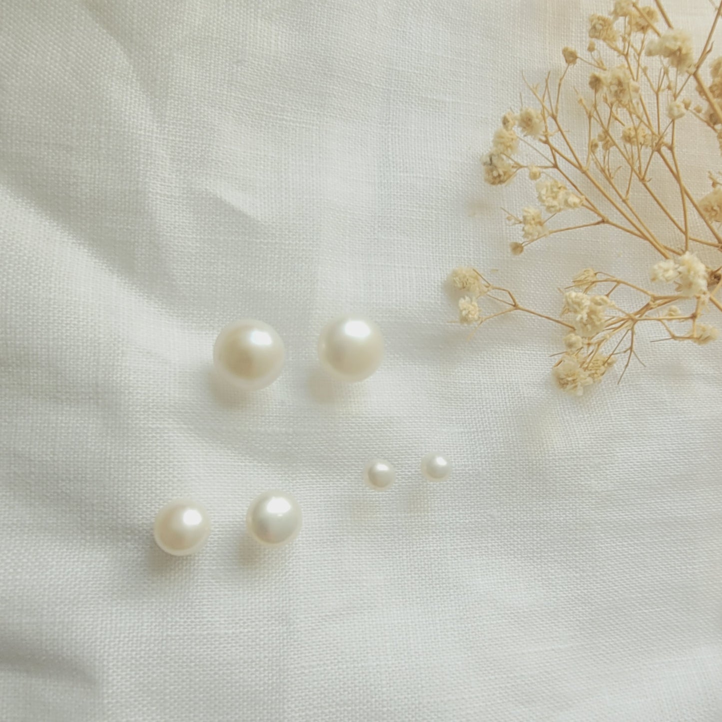 Pearl Studs